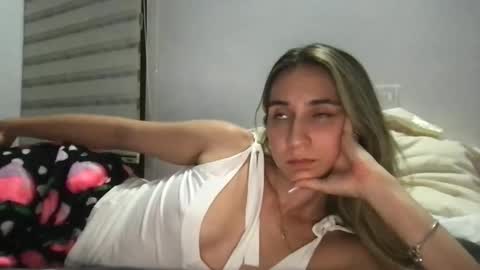 Snapshot of pinkilola chatting on 26, 3, 2026 Pinkilola online show from 26, 3, 2026