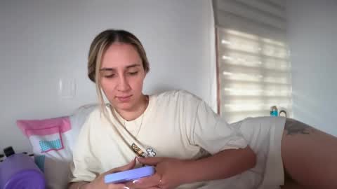 Snapshot of pinkilola chatting on 29, 4, 2026 Pinkilola online show from 29, 4, 2026