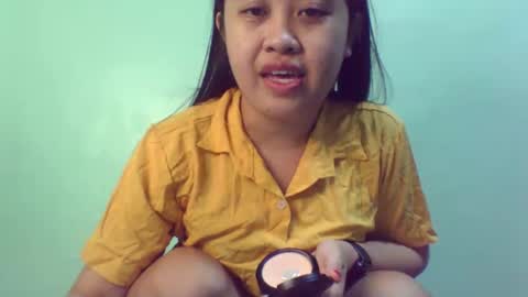 Snapshot of pinkish_shine chatting on 19, 2, 2025 Hi  its me shine  online show from 19, 2, 2025