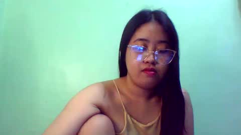 Snapshot of pinkish_shine chatting on 28, 2, 2025 Hi  its me shine  online show from 28, 2, 2025