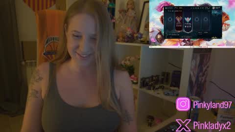 Snapshot of pinkladyx2 chatting on 24, 4, 2026 pinkladyx2 online show from 24, 4, 2026
