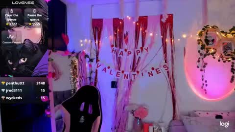 Sarah .. online show from 8, 2, 2025