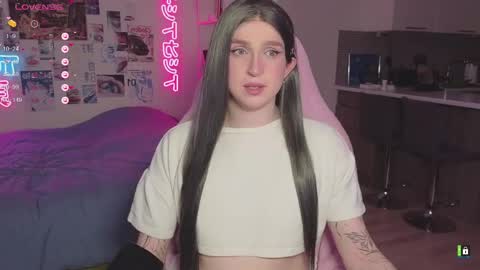 Snapshot of pinkvenom_ chatting on 17, 4, 2026 pinkvenom_ online show from 17, 4, 2026