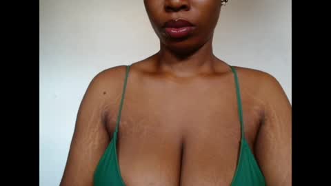 Snapshot of pinkxsugar chatting on 12, 5, 2026 pinkxsugar online show from 12, 5, 2026