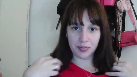 Snapshot of pinky_doll_xo chatting on 28, 4, 2026 Nicky online show from 28, 4, 2026