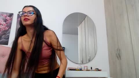 pinky_f00x online show from 13, 2, 2026