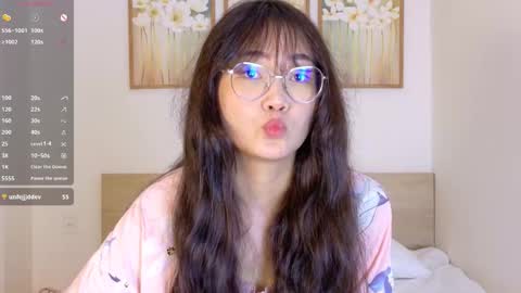 Snapshot of pinkyblooom chatting on 14, 3, 2026 Polly online show from 14, 3, 2026