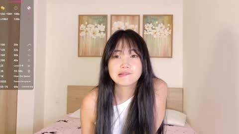 Snapshot of pinkyblooom chatting on 21, 4, 2026 Polly online show from 21, 4, 2026