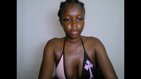 Snapshot of pinkykiki_247 chatting on 28, 4, 2026 pinkykiki_247 online show from 28, 4, 2026