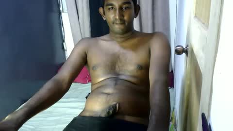 Snapshot of pinoybbc_xx chatting on 23, 3, 2026 rayvienn online show from 23, 3, 2026