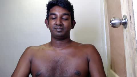 Snapshot of pinoybbc_xx chatting on 2, 8, 2026 rayvienn online show from 2, 8, 2026