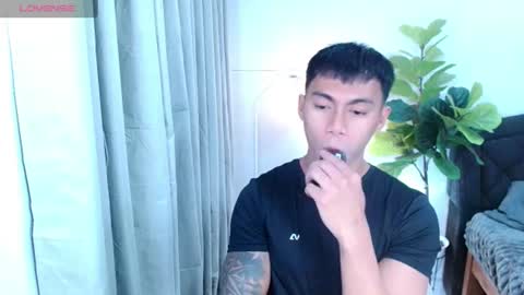 Snapshot of pinoymilker chatting on 18, 6, 2026 ethan online show from 18, 6, 2026
