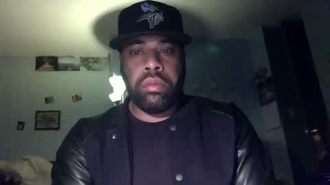 Snapshot of pinsinreal chatting on 5, 4, 2026 pinsinreal online show from 5, 4, 2026