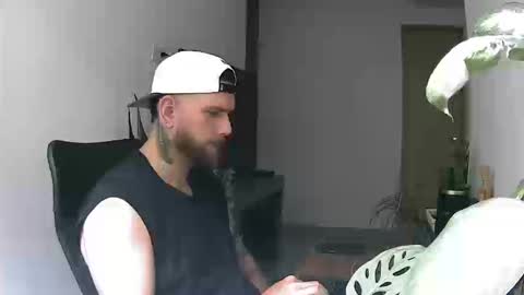 Snapshot of pipe1203 chatting on 17, 3, 2026 pipe1203 online show from 17, 3, 2026