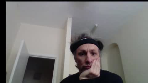 Snapshot of pipers1111 chatting on 12, 10, 2025 pipers1111 online show from 12, 10, 2025