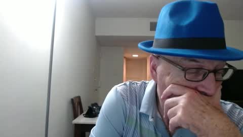 Snapshot of pipewizard chatting on 2, 2, 2025 pipewizard online show from 2, 2, 2025