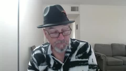 Snapshot of pipewizard chatting on 11, 9, 2025 pipewizard online show from 11, 9, 2025