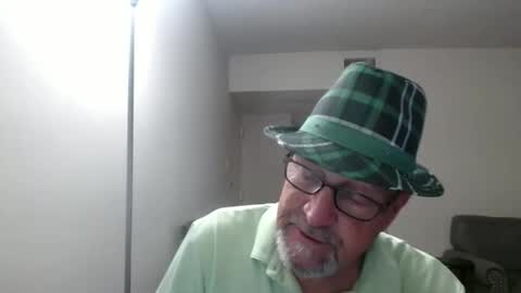 Snapshot of pipewizard chatting on 4, 11, 2025 pipewizard online show from 4, 11, 2025