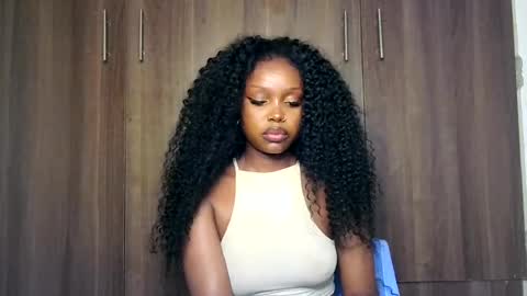Snapshot of pixie_roman chatting on 4, 7, 2026 Majesty online show from 4, 7, 2026