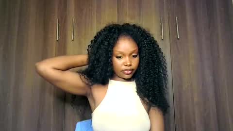 Snapshot of pixie_roman chatting on 5, 7, 2026 Majesty online show from 5, 7, 2026