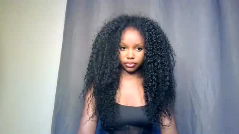 Snapshot of pixie_roman chatting on 8, 7, 2026 Majesty online show from 8, 7, 2026