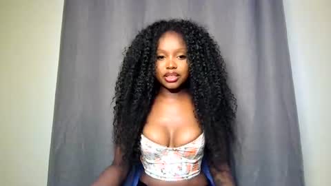 Snapshot of pixie_roman chatting on 9, 7, 2026 Majesty online show from 9, 7, 2026