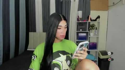 pixiedoll_ online show from 21, 5, 2026