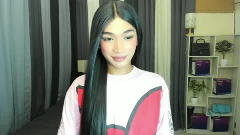 pixiedoll_ online show from 18, 6, 2026