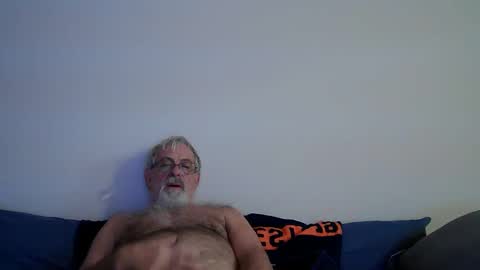 Snapshot of pjdaddjo775 chatting on 28, 9, 2025 pjdaddjo775 online show from 28, 9, 2025