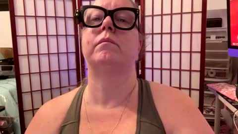 Platinum Puzzy online show from 29, 7, 2026