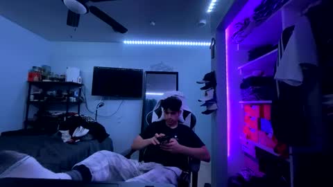 Snapshot of playboy_ever chatting on 21, 11, 2025 X X X online show from 21, 11, 2025