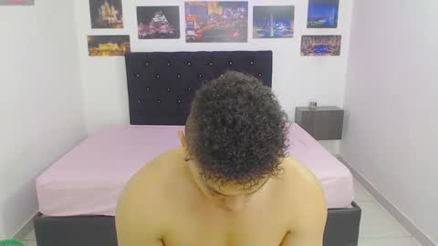 Snapshot of playboy_sex6 chatting on 17, 12, 2024 PETER online show from 17, 12, 2024