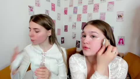 Snapshot of playfulmelly chatting on 27, 5, 2026 Melly online show from 27, 5, 2026