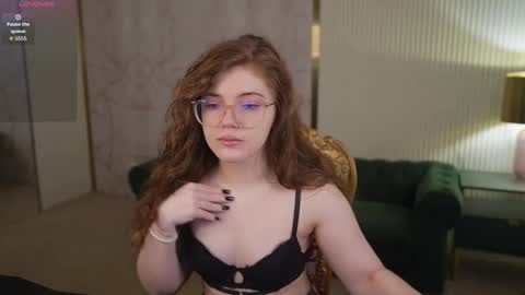 Snapshot of playhard054 chatting on 24, 2, 2026 Lana online show from 24, 2, 2026