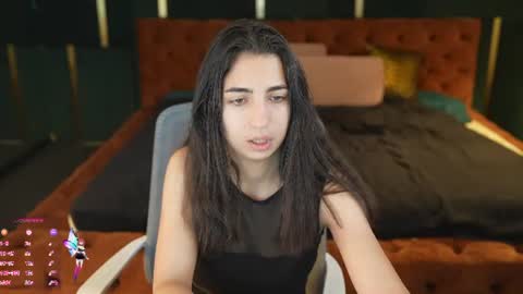 Snapshot of playhard054 chatting on 19, 7, 2026 Lana online show from 19, 7, 2026