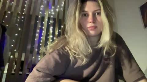 call me Sara  my ONLYFANS  online show from 5, 3, 2026