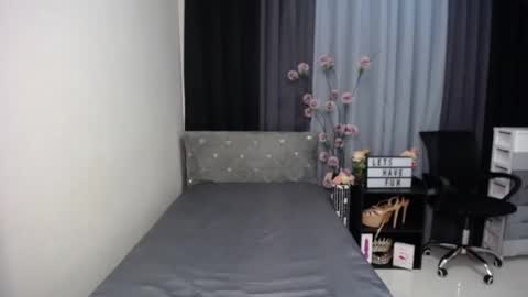 LAUREEN online show from 15, 10, 2025