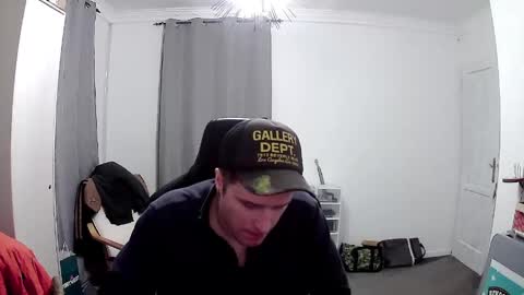 plkrisztian online show from 9, 4, 2026