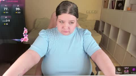 Snapshot of plum_pie__ chatting on 3, 4, 2026 Alice online show from 3, 4, 2026