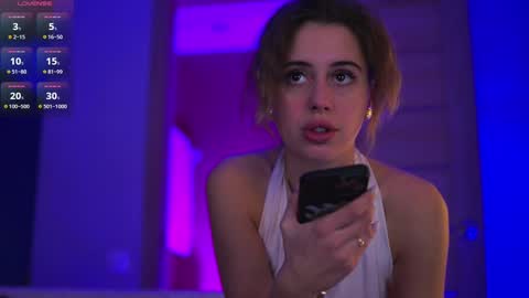 Snapshot of plump_bums chatting on 29, 10, 2025 Ari online show from 29, 10, 2025