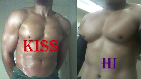 StraightPlush online show from 4, 4, 2026