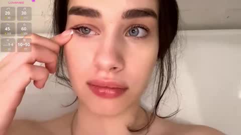 Snapshot of plush_flame_twinkle_meow chatting on 10, 11, 2025 Vasilisa online show from 10, 11, 2025