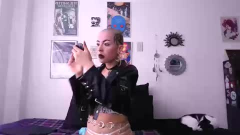    online show from 24, 9, 2025