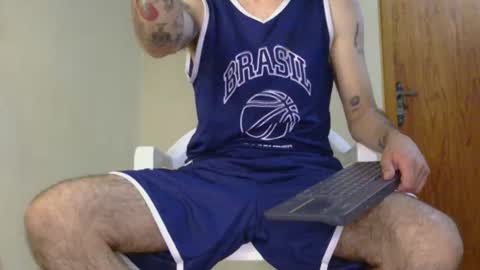 Snapshot of po3t3r0 chatting on 14, 12, 2025 juan online show from 14, 12, 2025