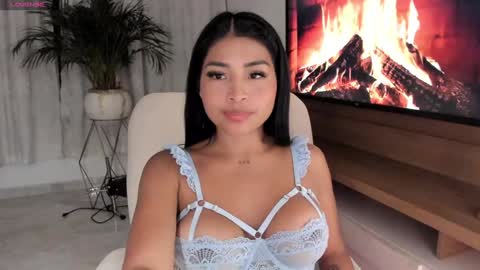 Snapshot of pocahontas_cute chatting on 27, 1, 2025 Nicole online show from 27, 1, 2025