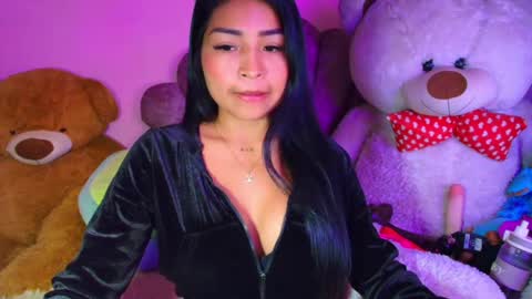 Snapshot of pocahontas_cute chatting on 5, 6, 2026 Nicole online show from 5, 6, 2026
