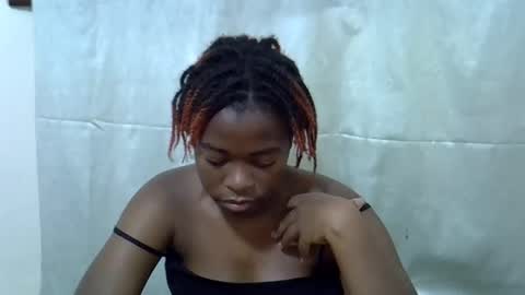 Snapshot of pointy_bloomy chatting on 26, 2, 2026 Bloomer online show from 26, 2, 2026