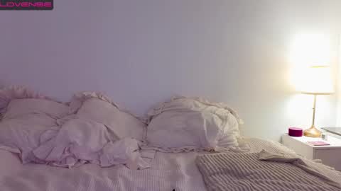 Rose online show from 11, 3, 2025