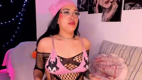 Snapshot of poison_willow chatting on 13, 2, 2025 Willow Hours 12pm to 630pm Colombian time FRIDAY AND SUNDAY FREE DAYS online show from 13, 2, 2025