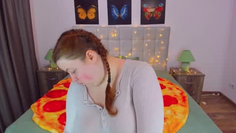 Polina online show from 12, 12, 2024